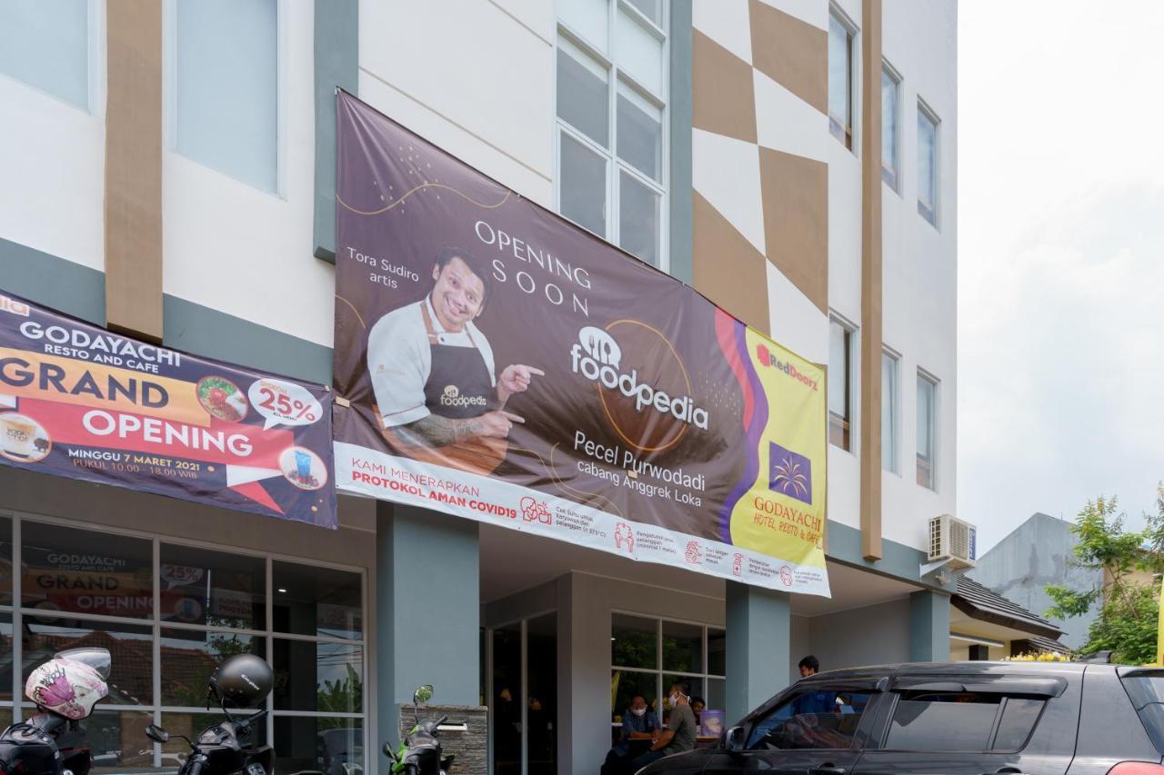 Reddoorz Syariah Plus @ Bsd City South Tangerang エクステリア 写真