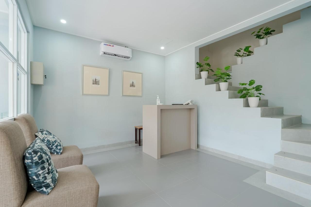 Reddoorz Syariah Plus @ Bsd City South Tangerang エクステリア 写真